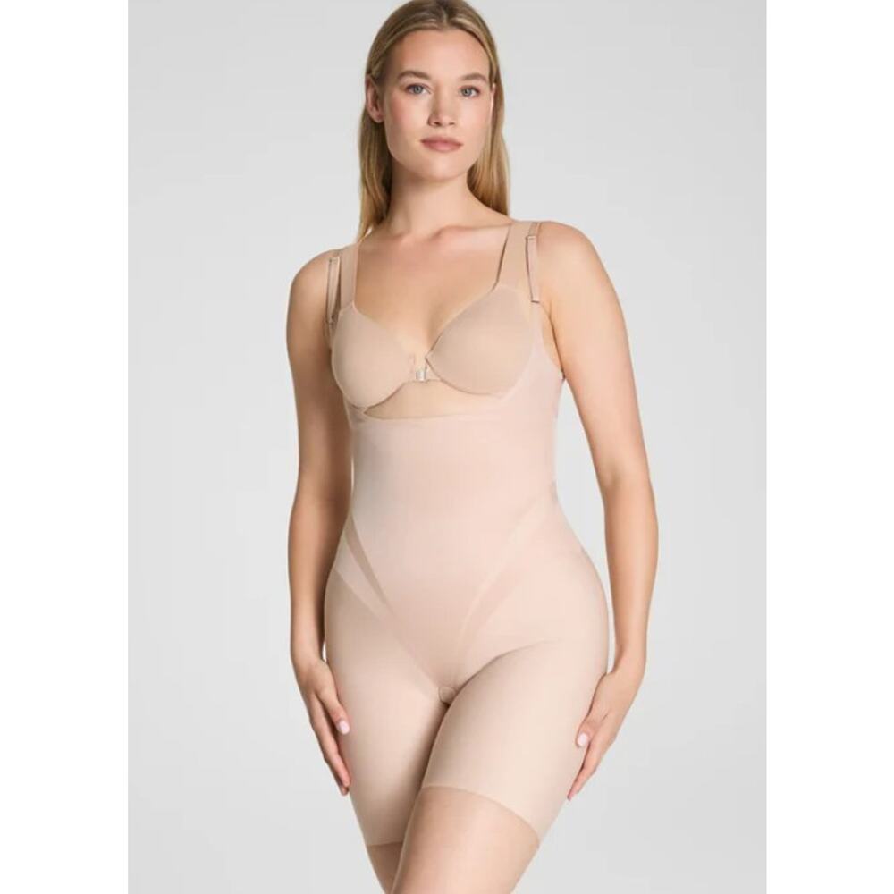 Spanx XS Champagne Beige Thinstincts 2.0 Closed Bust Mid-Thigh Bodysuit NEW